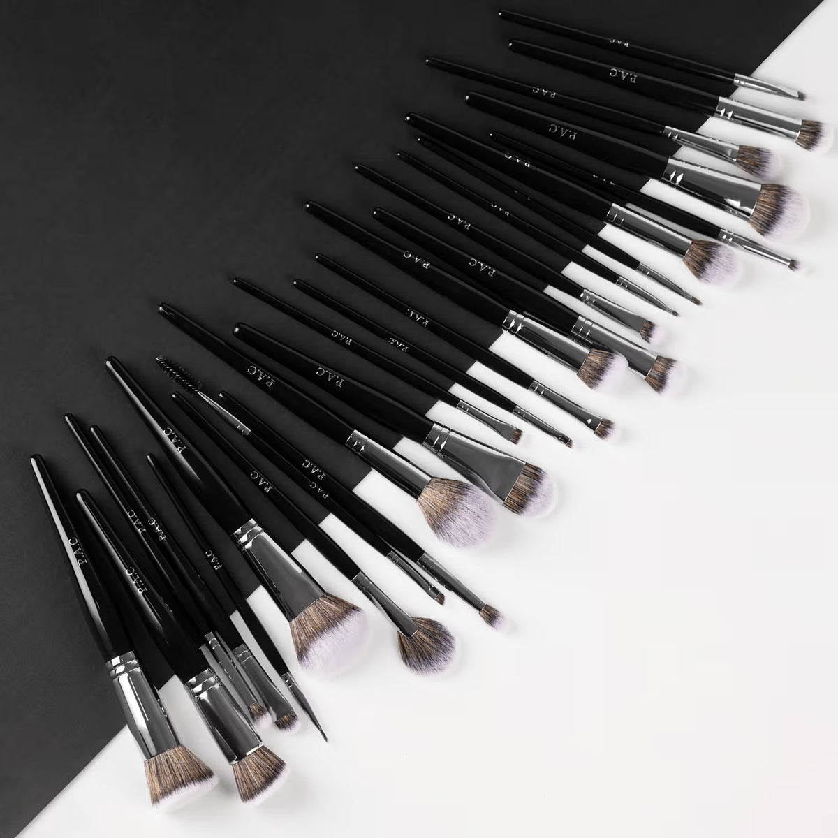 PAC  Synthetic Series (25 Brushes).