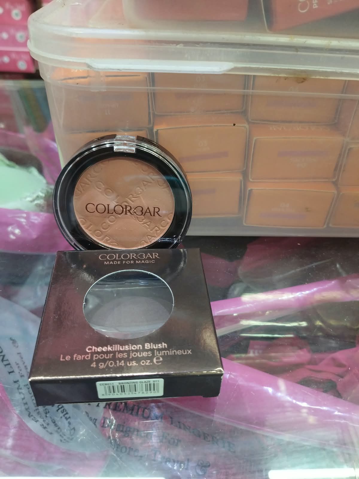 Colorbar Radiant White UV Compact Powder, Just Beige 9g | Lightweight | Nourishing | Enriched with Vitamin E and Vitamin C | SPF 18
